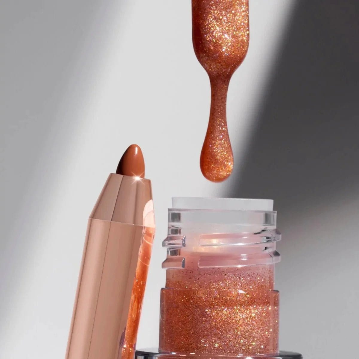 BEAUTY CREATIONS - KIT DE LABIOS THE NUDE KIT - ROSY MCMICHAEL X BEAUTY CREATIONS