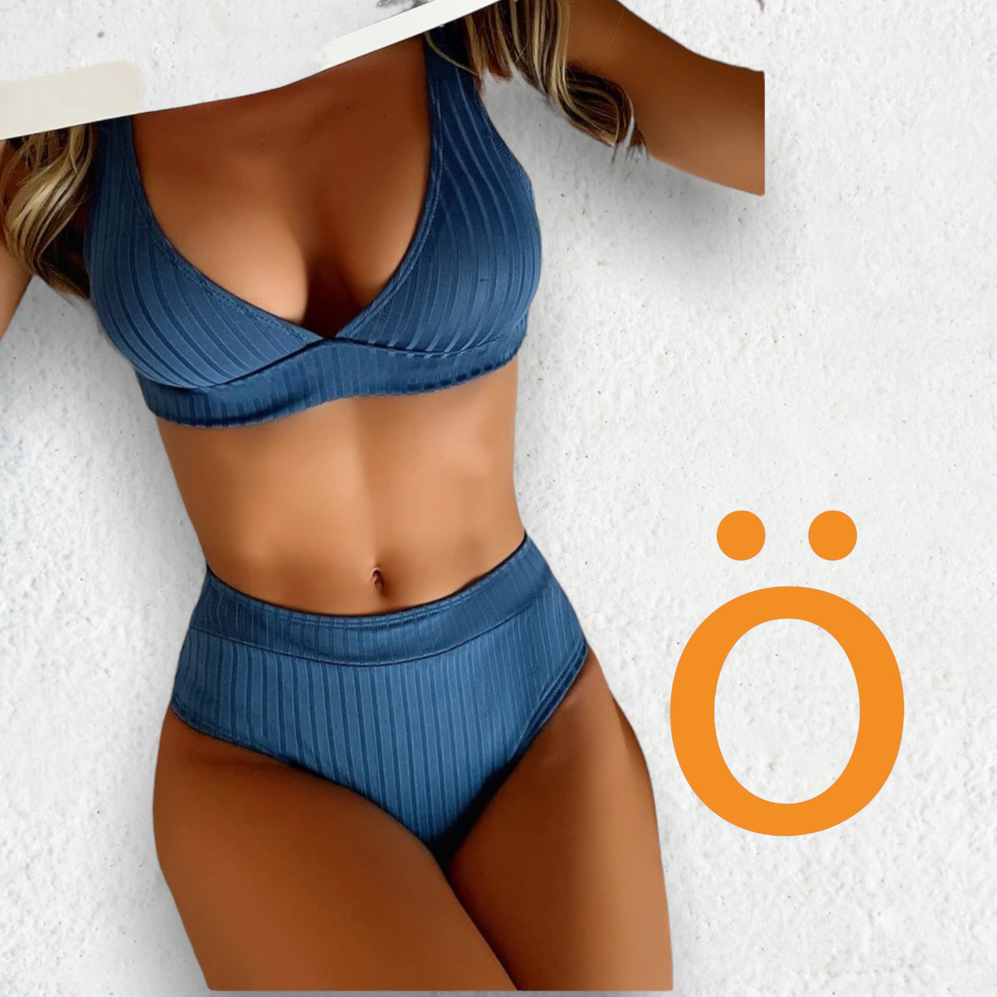 Bikini azul acero