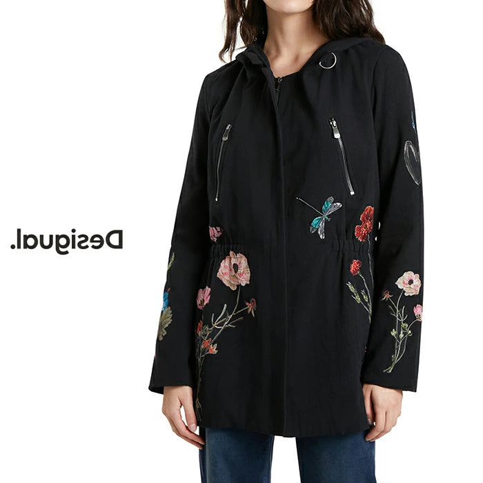 Chaqueta ajustable con capucha DESIGUAL