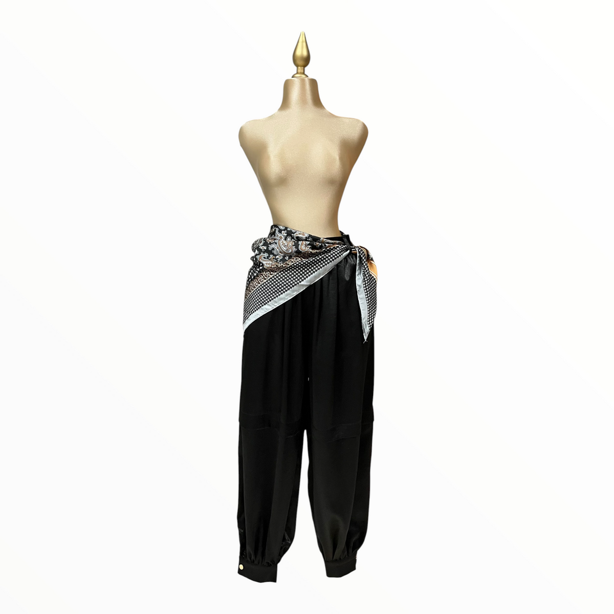 Pantalón Negro Con Pashmina Estampado LC