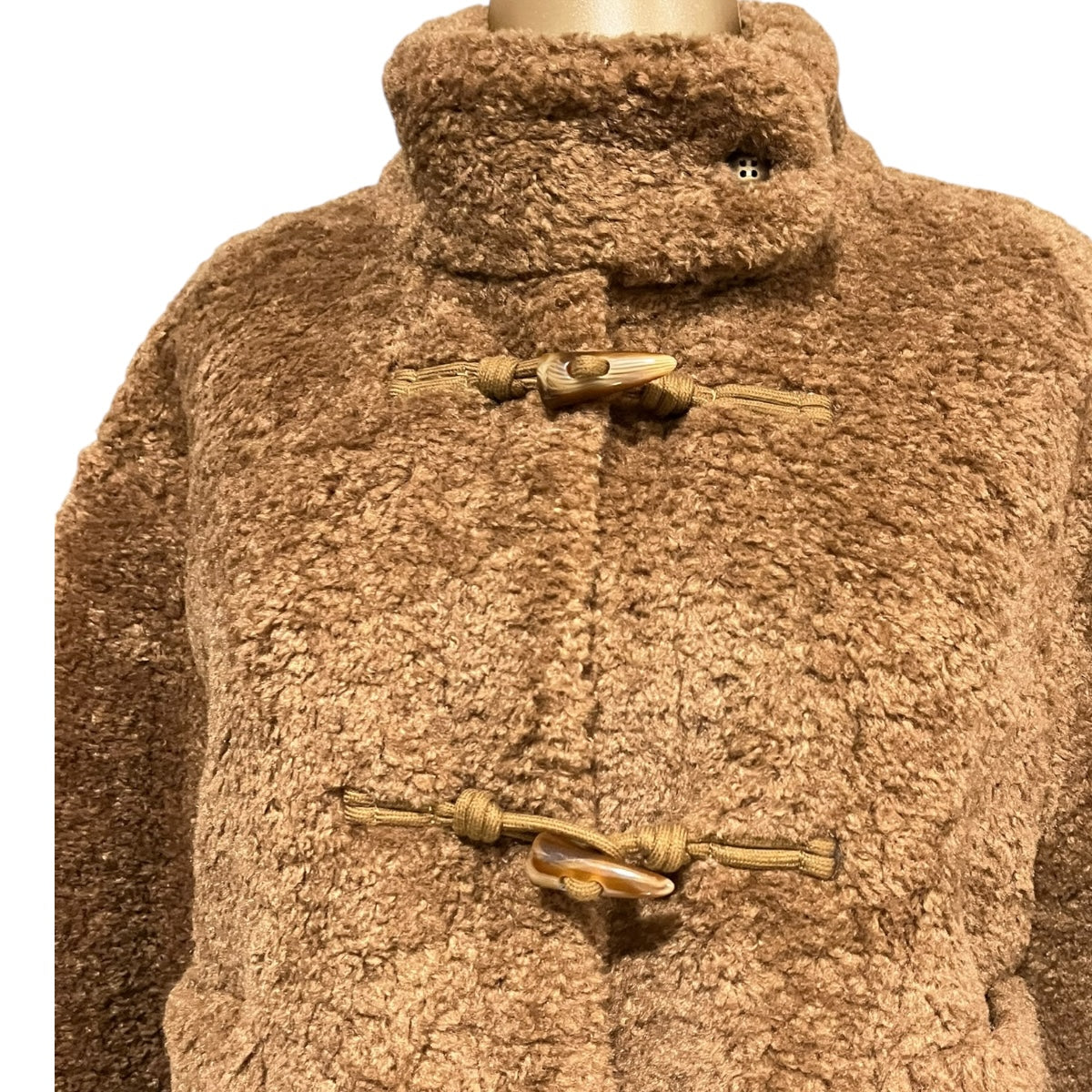 Abrigo Camello Con Bolsa Para Dama Mussi