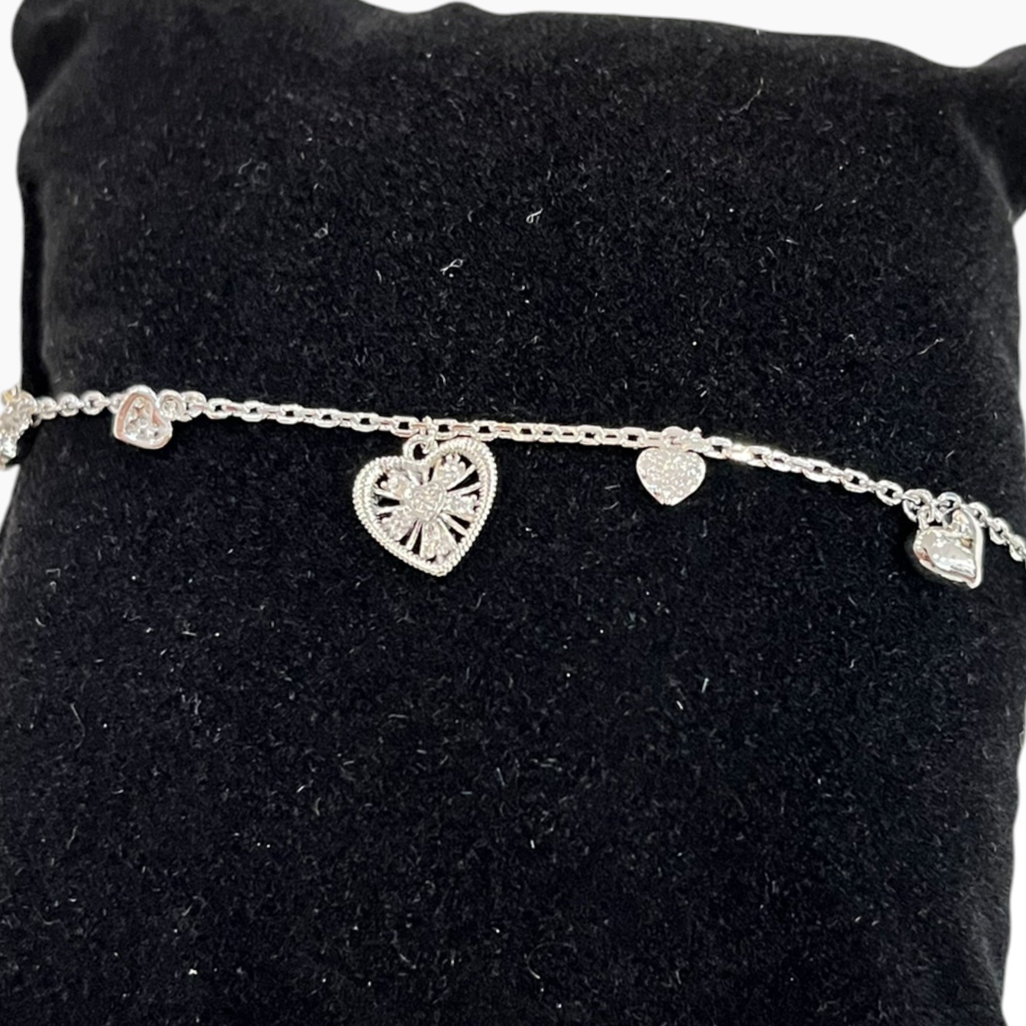 Pulsera Dorada Con Dijes Colgantes De Corazón Rodio Con Zirconias
