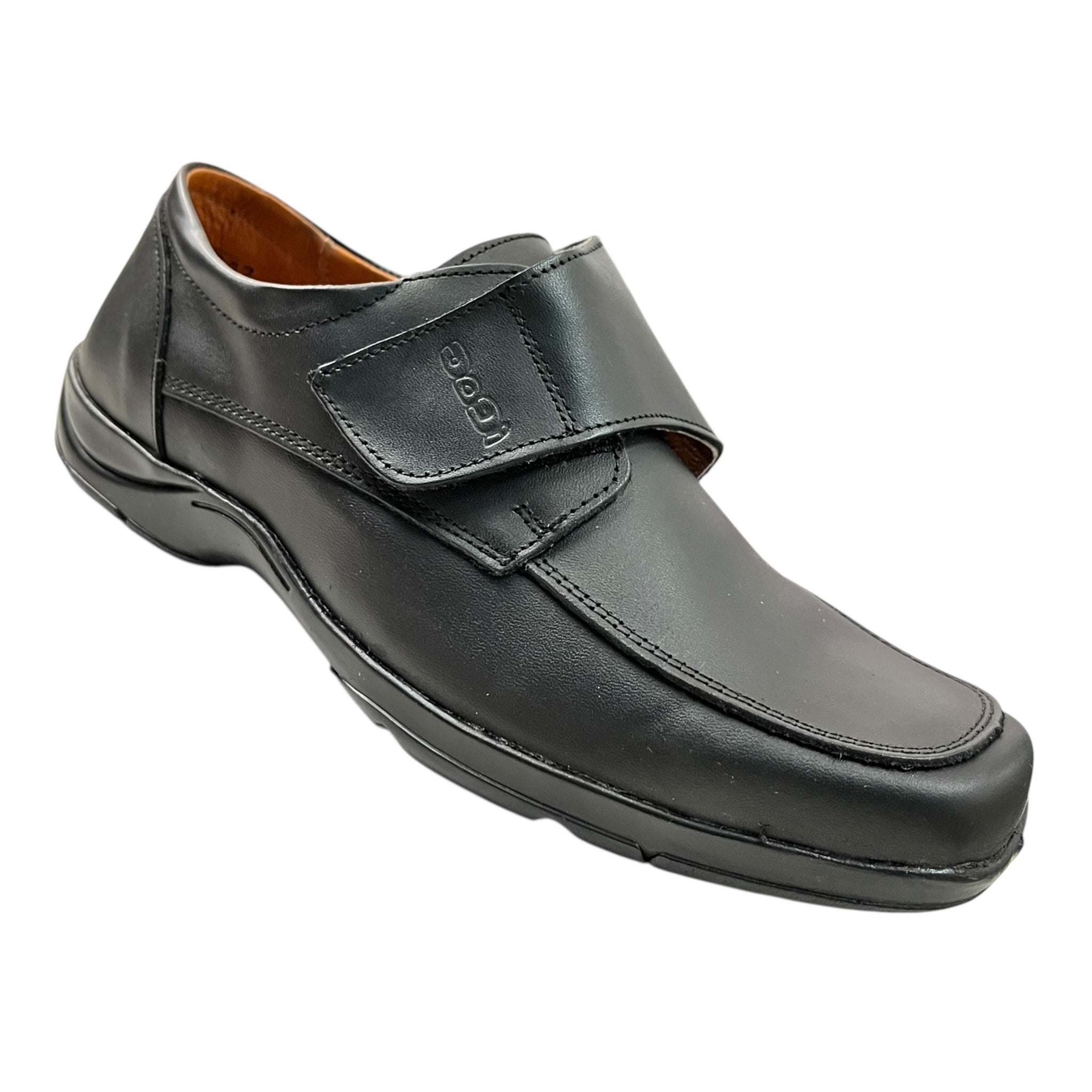 Zapato escolar para niño Dogi