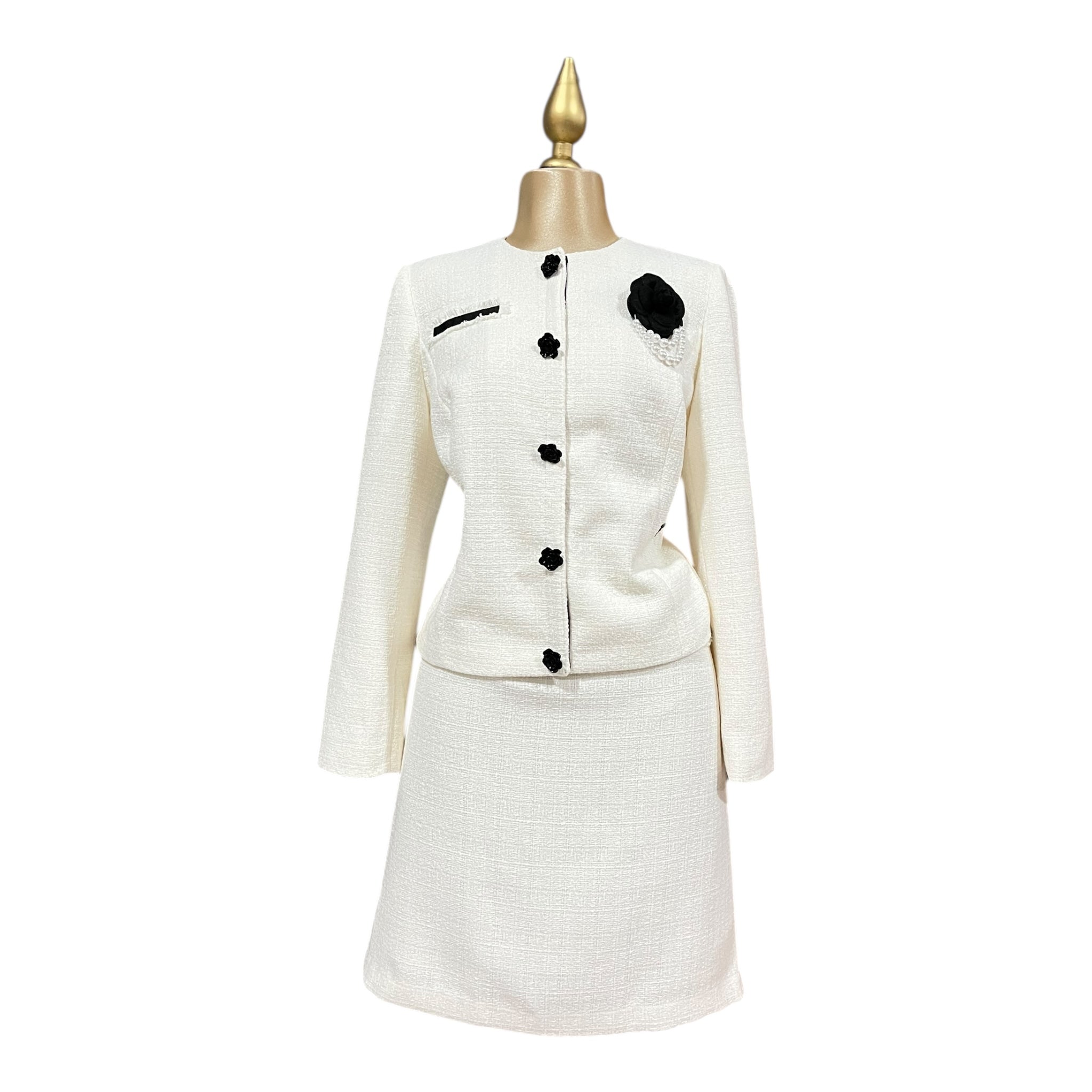 Conjunto Color Hueso Saco y Falda MUSSI