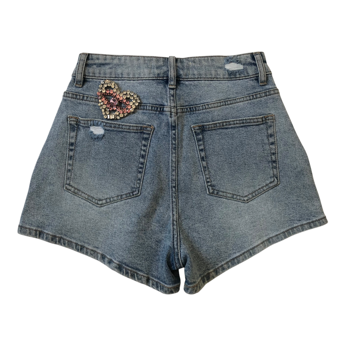 Short Rasgado Con Figuras Pedrería LC