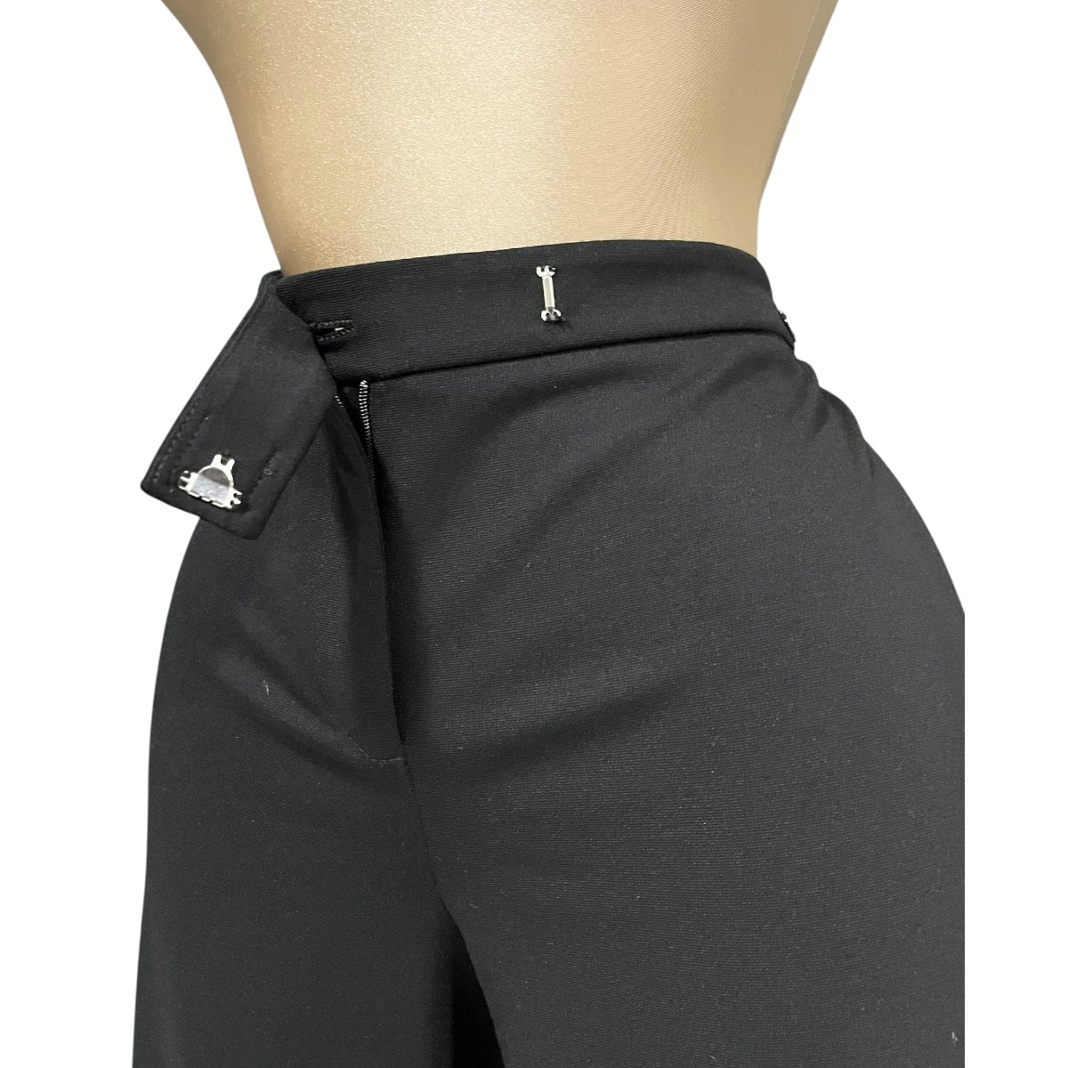 Pantalón Negro Basico MUSSI