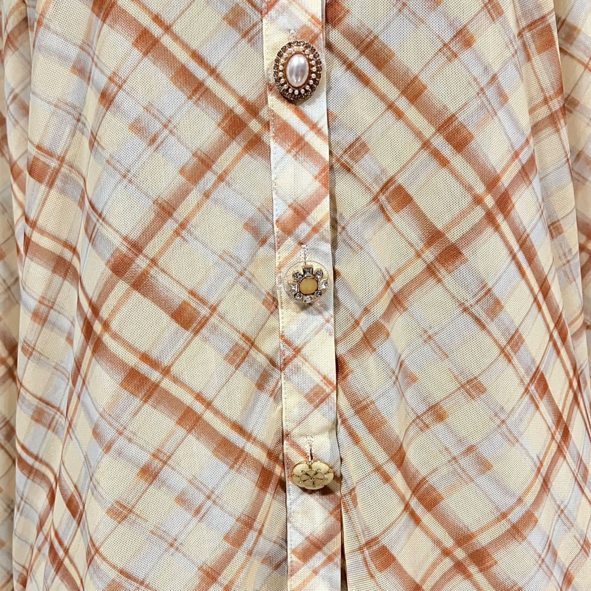 Camisa Beige Estampado Cuadros LC