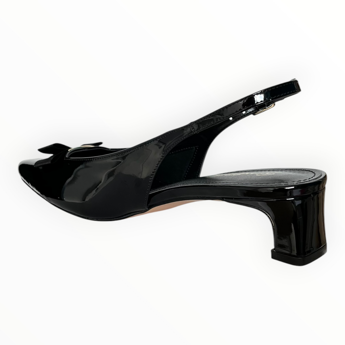 Zapatos Slingback Negros En Charol Con Detalle De Moño Senties