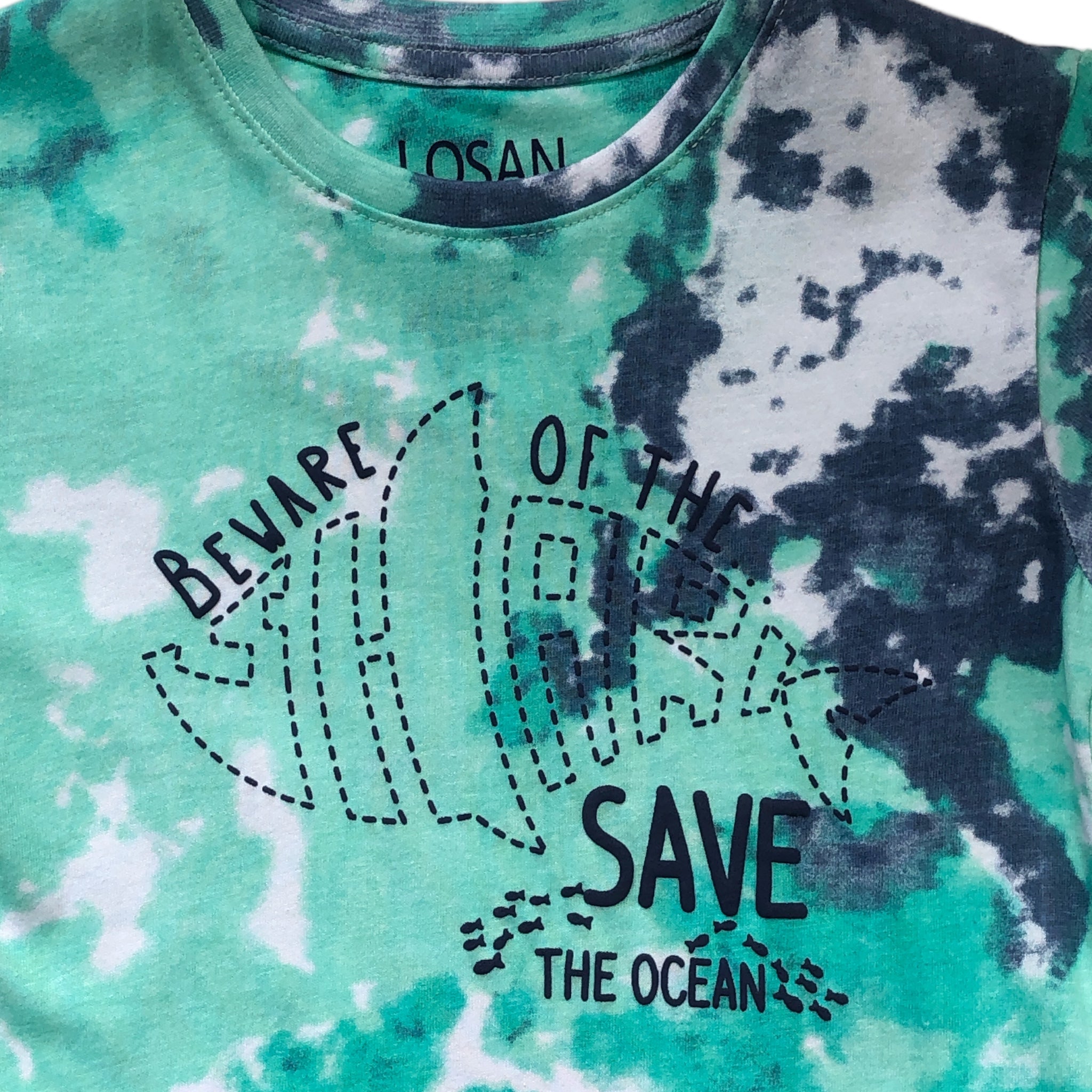 Playera De Manga Corta "Beware Of The Save The Ocean" Niño Losan