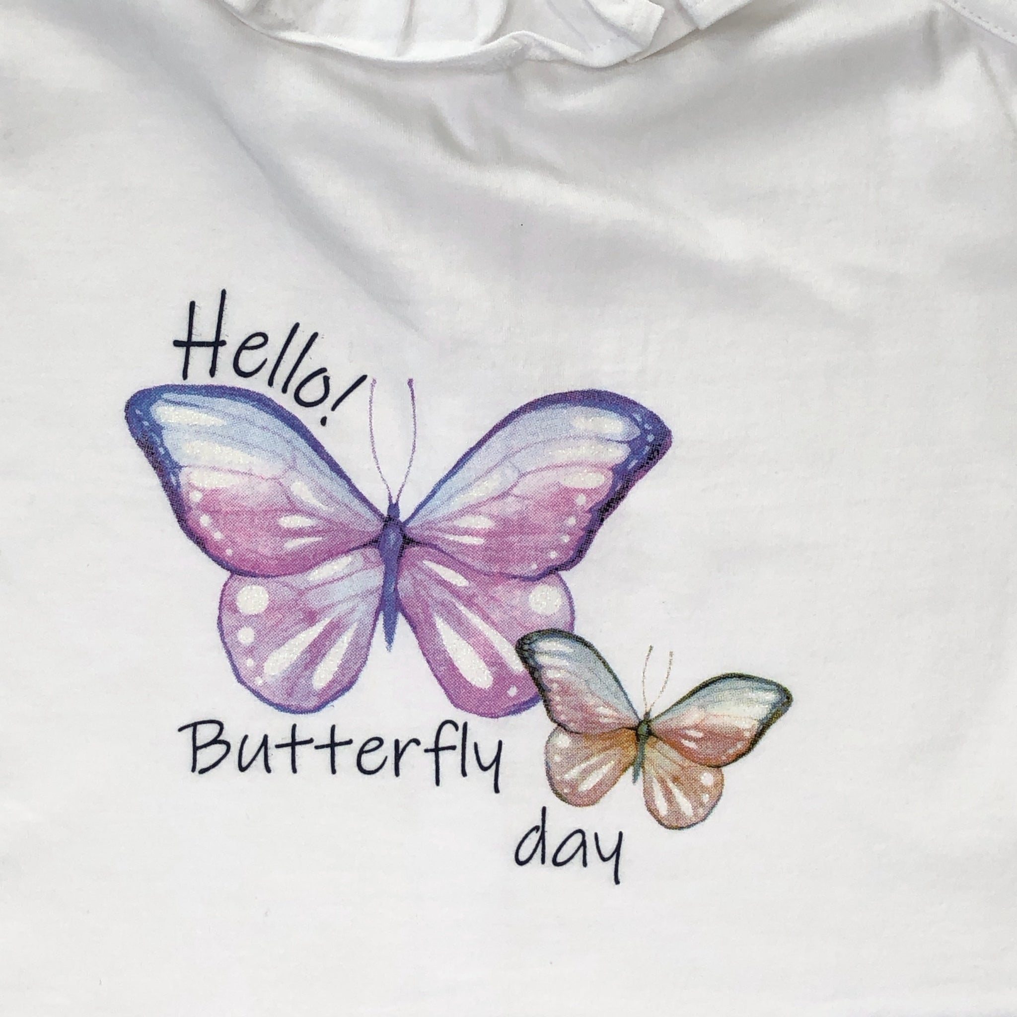 Playera mariposa "Hello! Butterfly day" para niña LOSAN