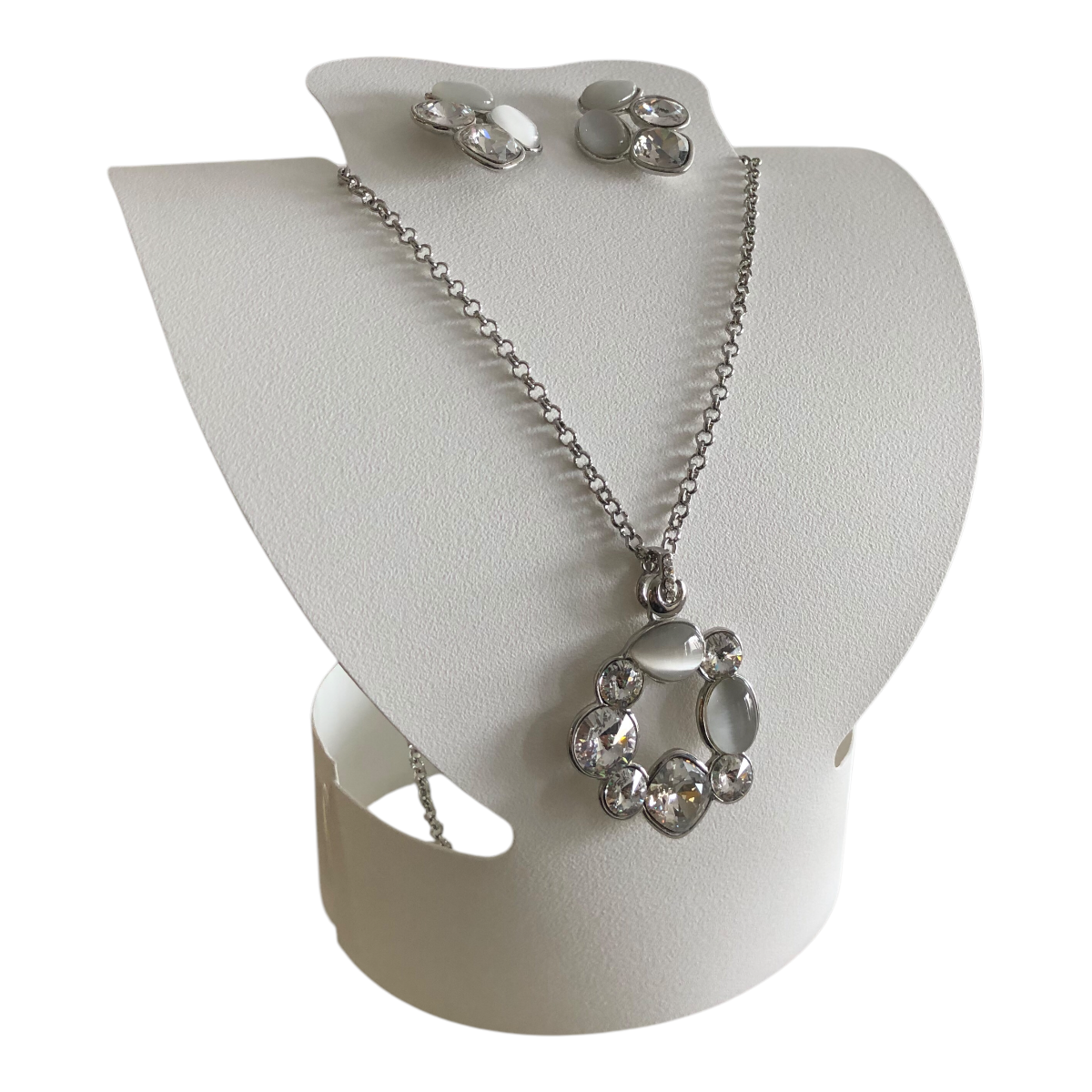 Juego De Collar Y Aretes Plateado