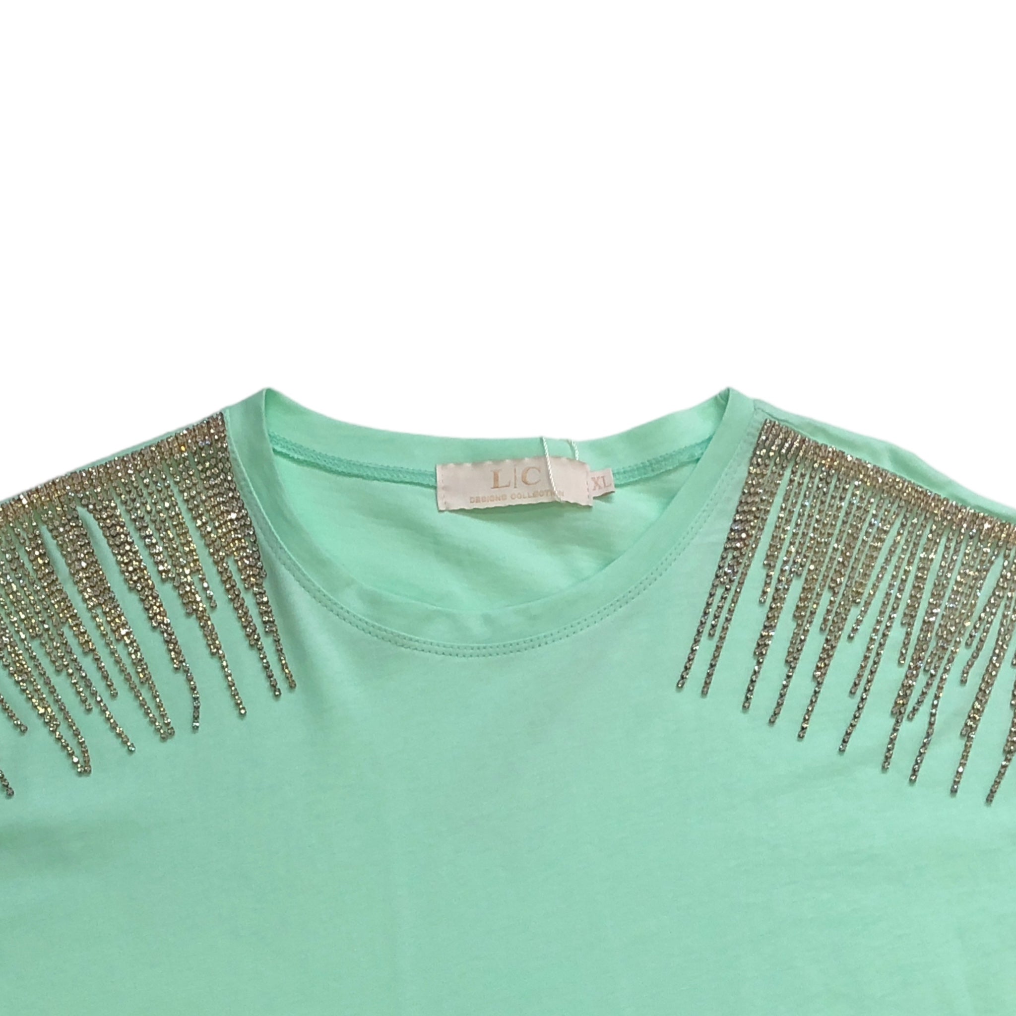 Playera Con Pedrería en Hombro LC