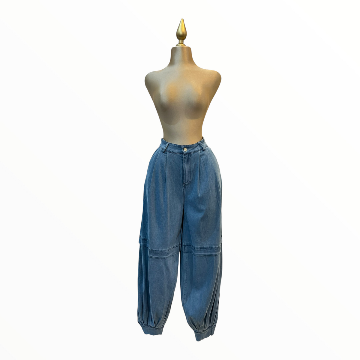 Pantalón De Mezclilla Con Pashmina Floral LC