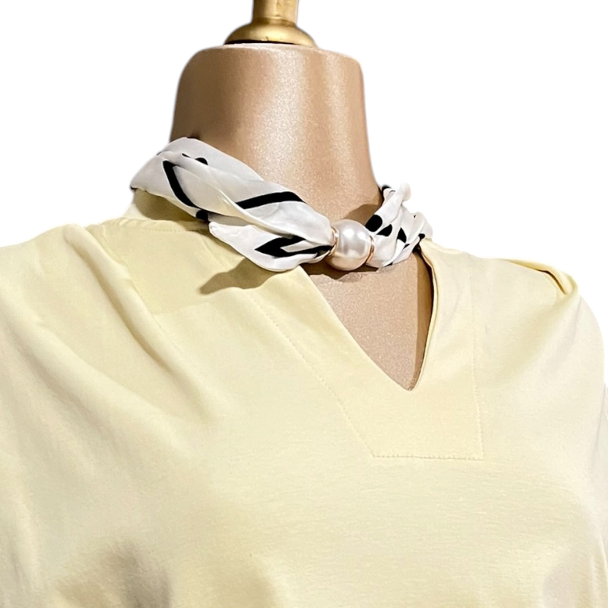 Playera Manga Corta Pañuelo Perla Amarillo LC