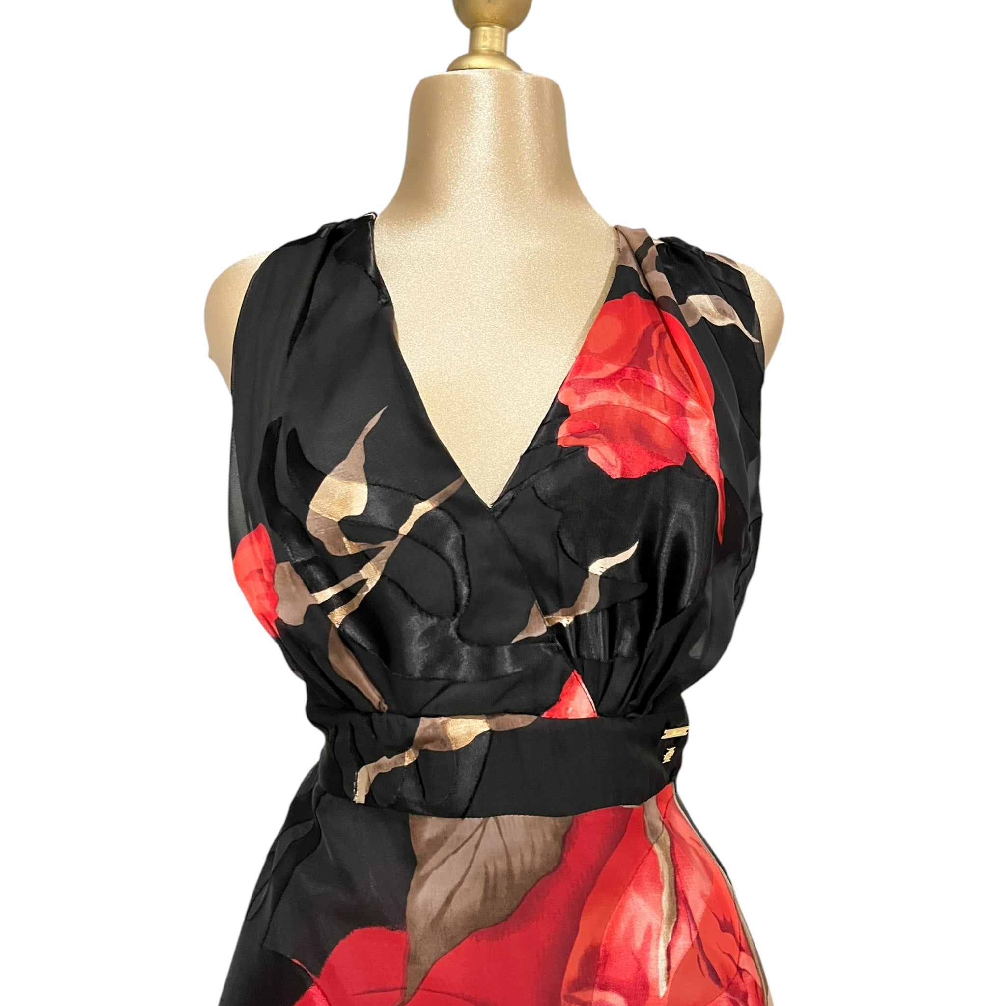 Vestido Negro/Rojo Estampado Floral Mussi