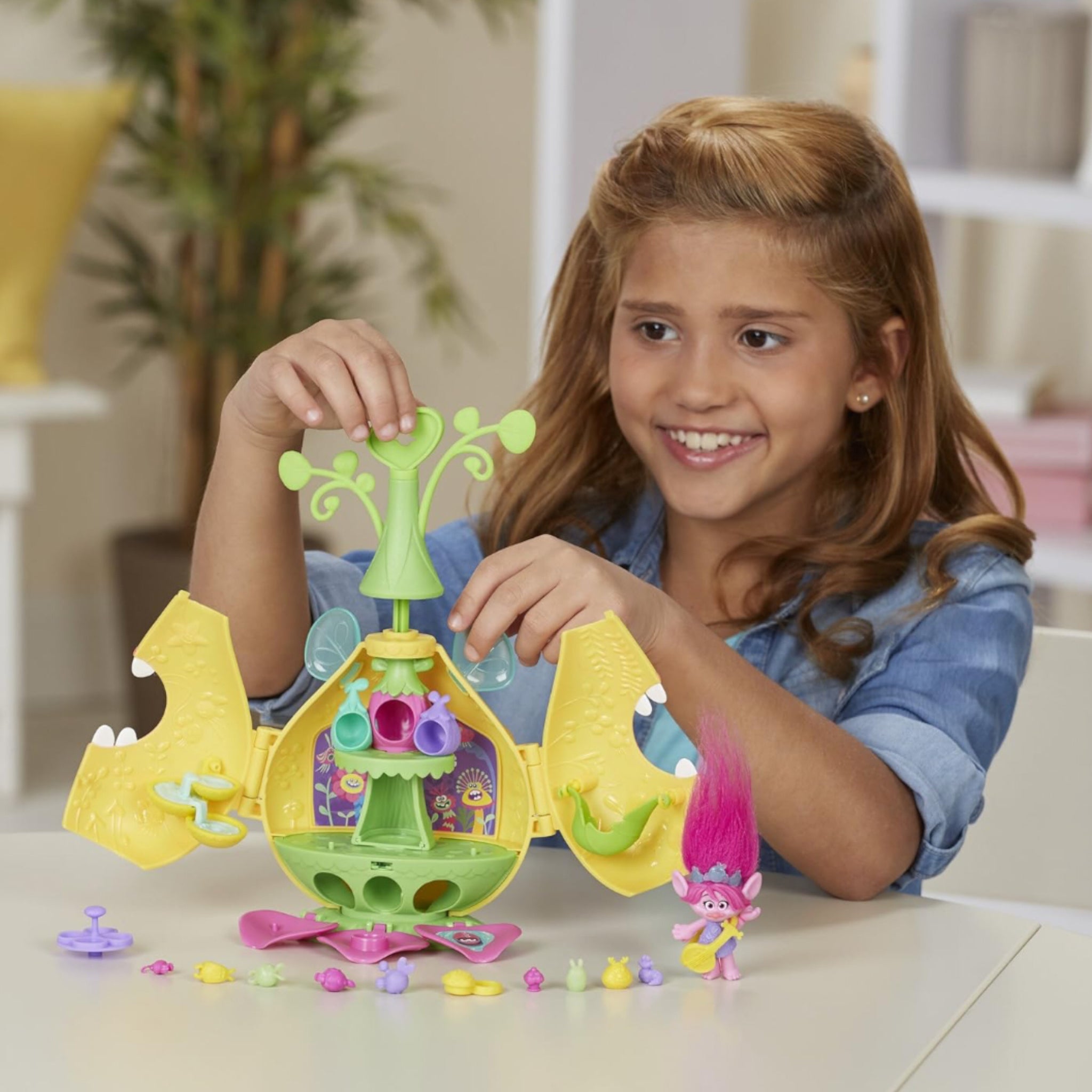 Trolls Campamento de Criaturas Hasbro