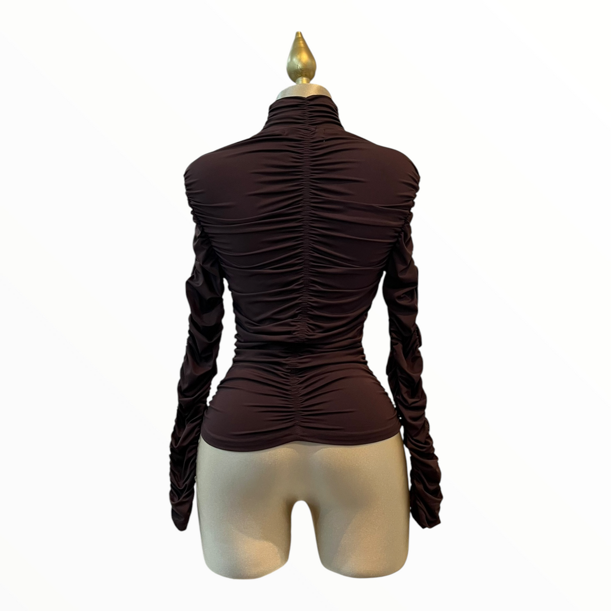 Blusa Fruncida De Cuello Alto Color Chocolate LC