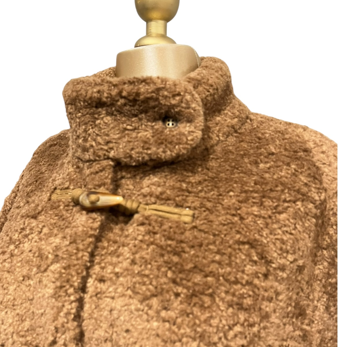 Abrigo Camello Con Bolsa Para Dama Mussi