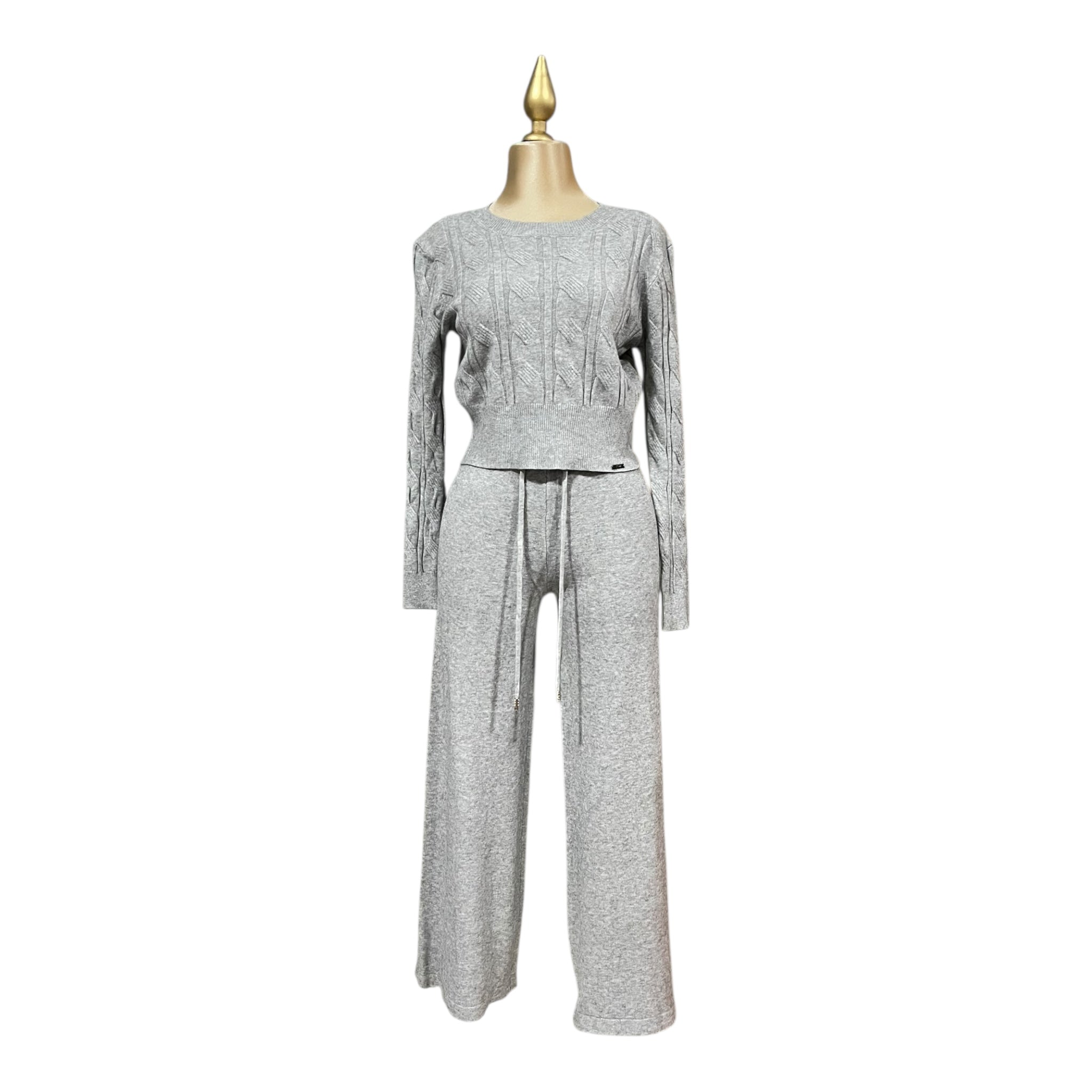 Conjunto De Dos Piezas Blusa Y Pantalón Gris MUSSI