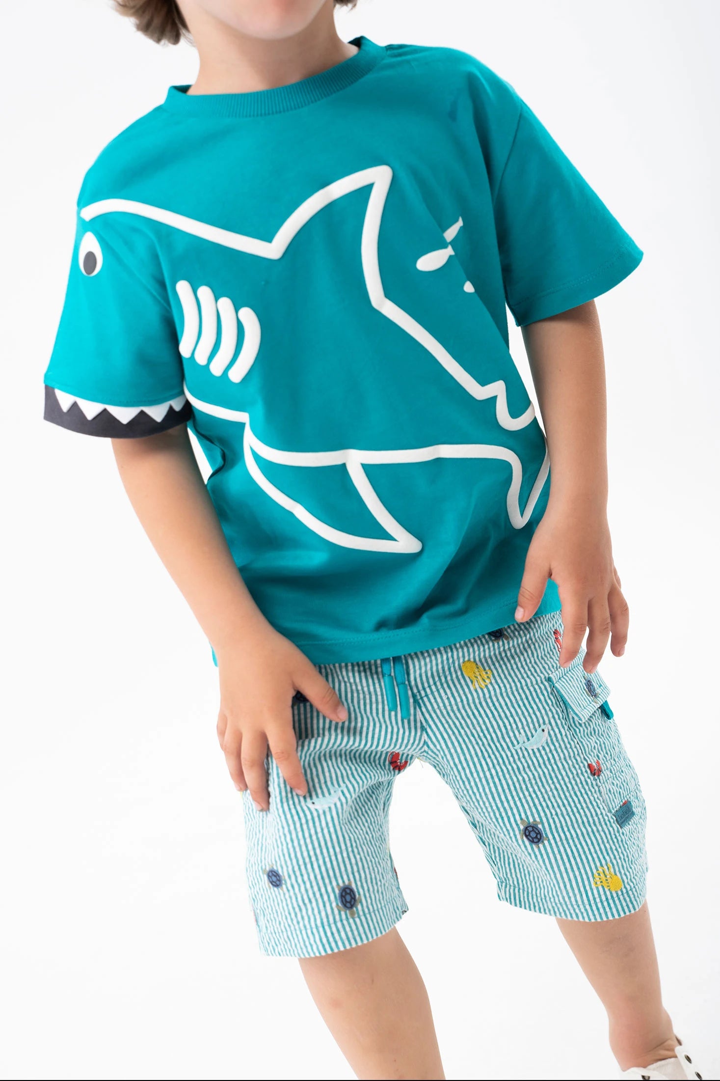 Playera De Punto Estampado Tiburón Para Niño BOBOLI