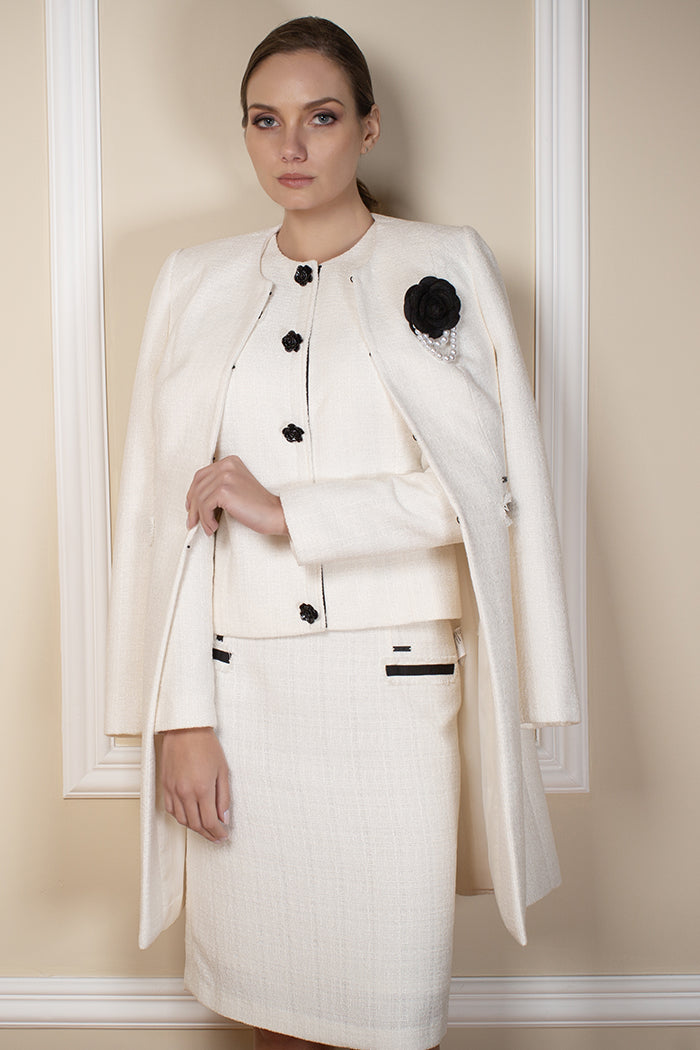 Conjunto Color Hueso Saco y Falda MUSSI