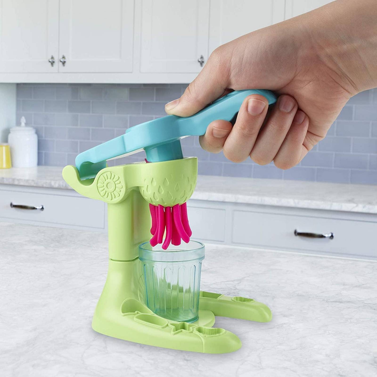 Play Doh Kitchen Creations - Exprimidor Creaciones Frutales Hasbro