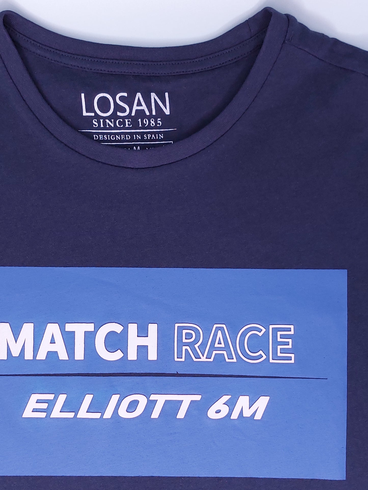 Playera para caballero azul marino "MATCH RACE ELLIOTT 6M" LOSAN.