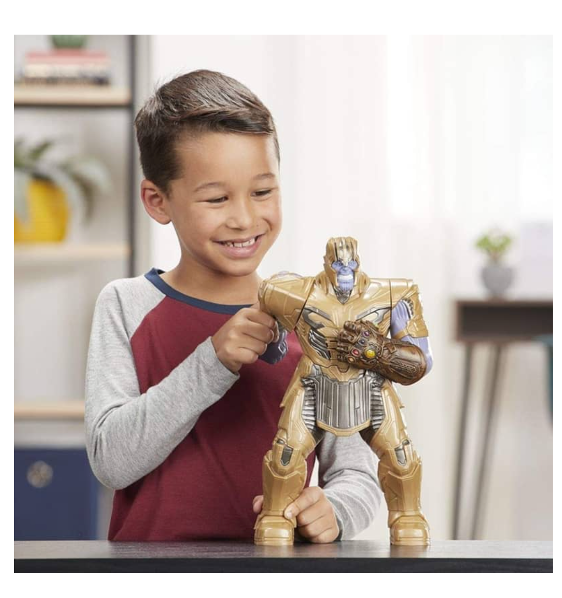 Thanos Puño Poderoso Marvel Avengers Hasbro