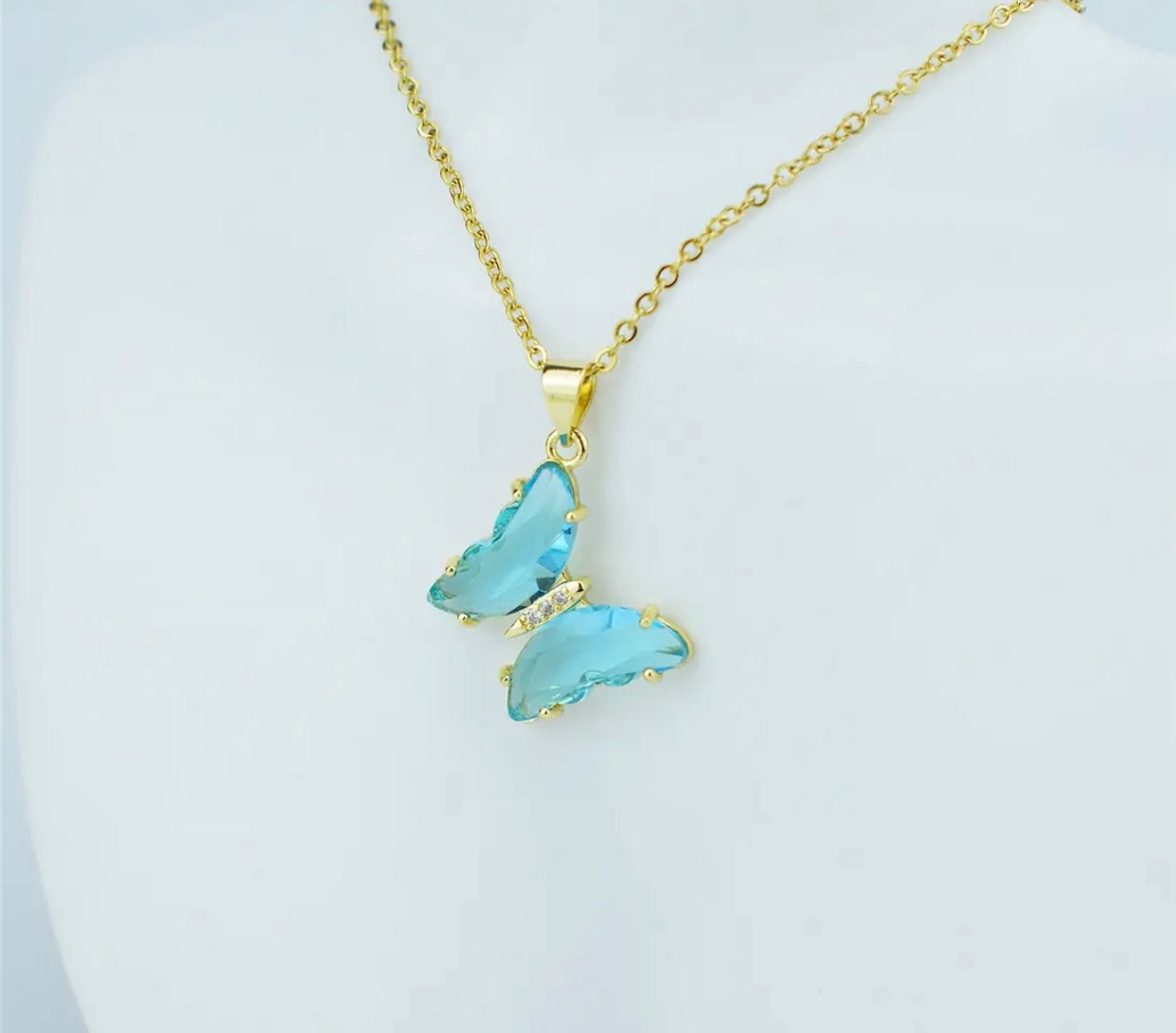 Dije Mariposa dije y cadena