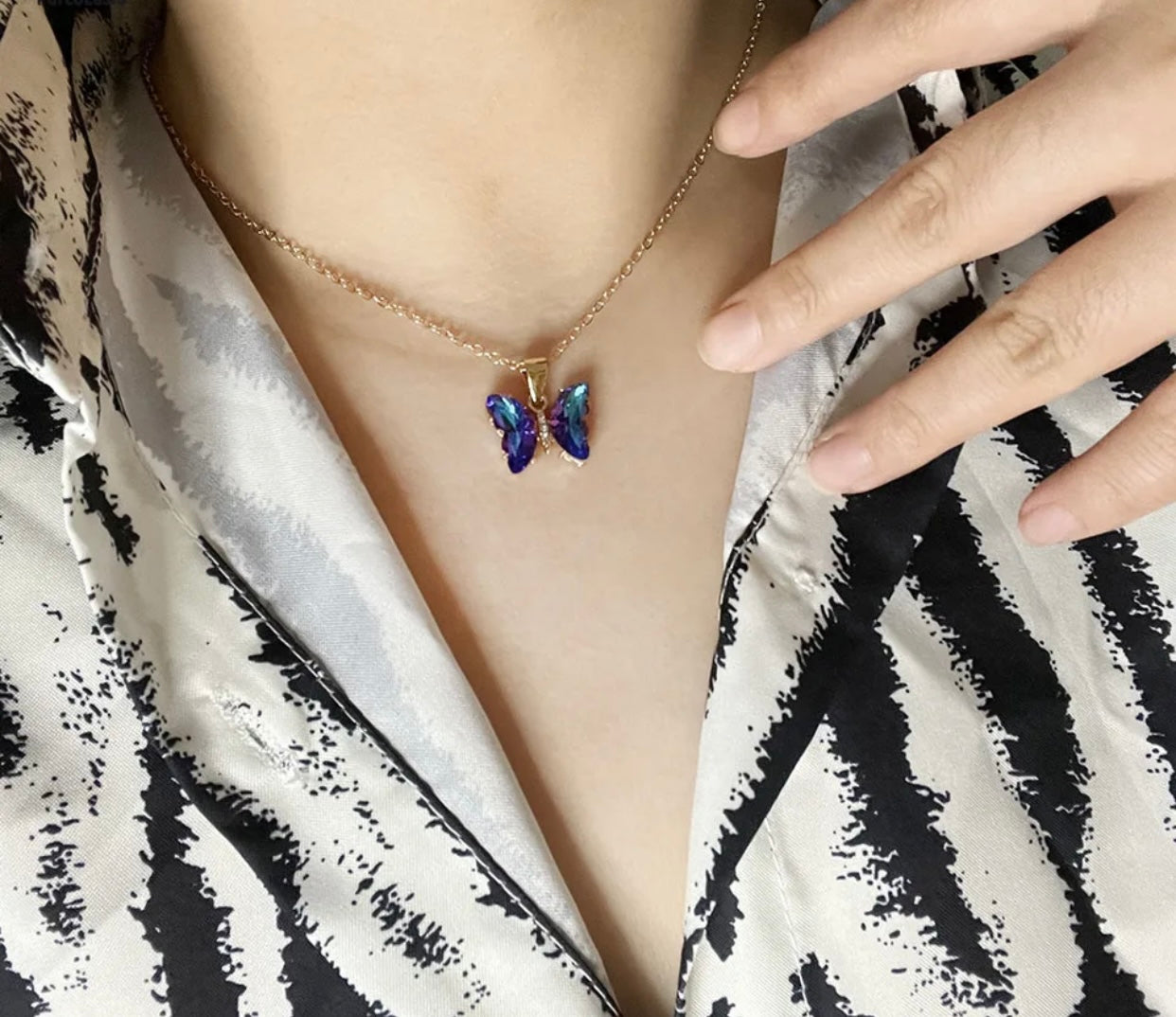 Dije Mariposa dije y cadena