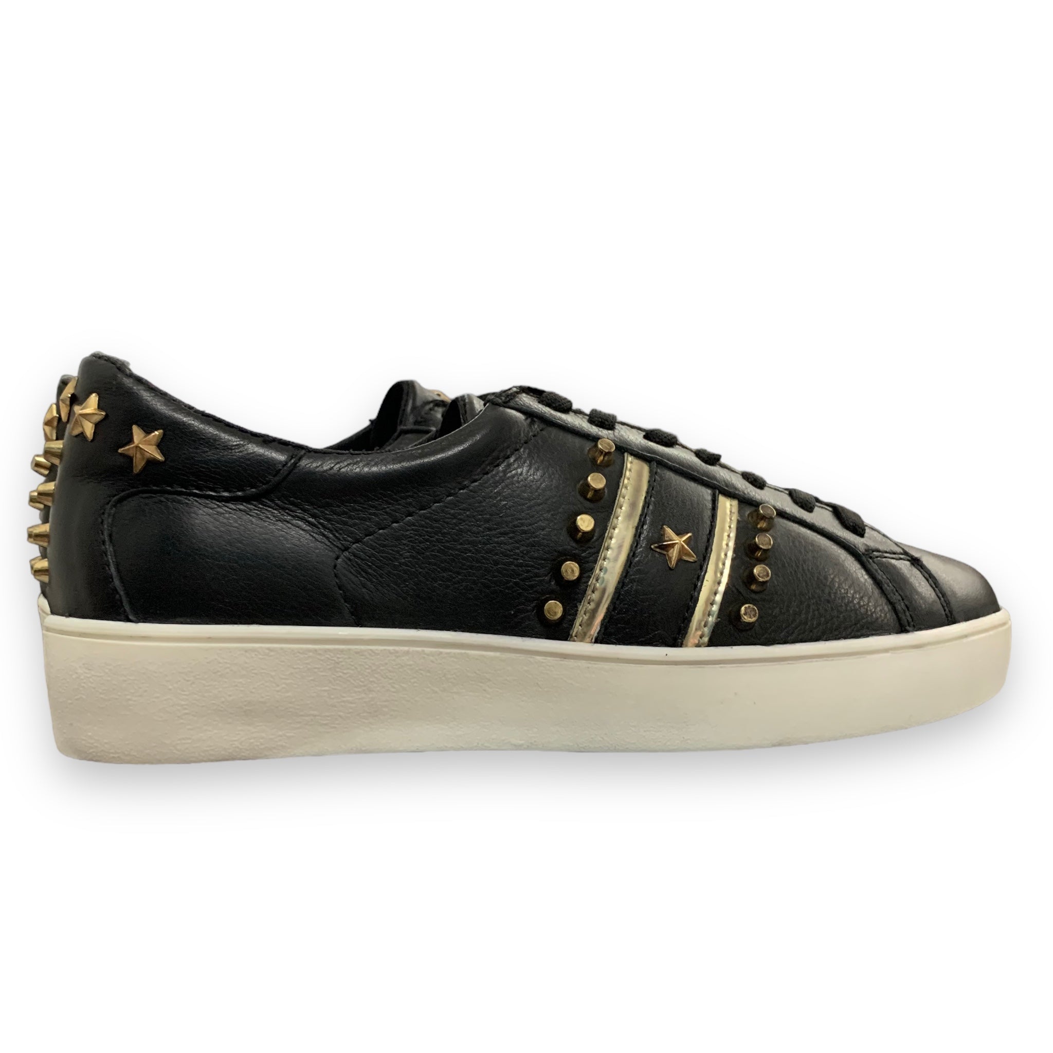 Tenis negro con estrellas Gillio