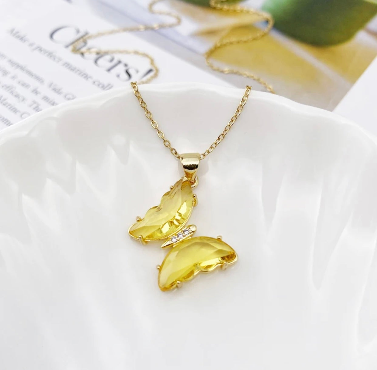 Dije Mariposa dije y cadena